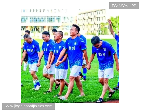 真实足球故事分享平台，带你走进球场内外的动人瞬间与感人经历